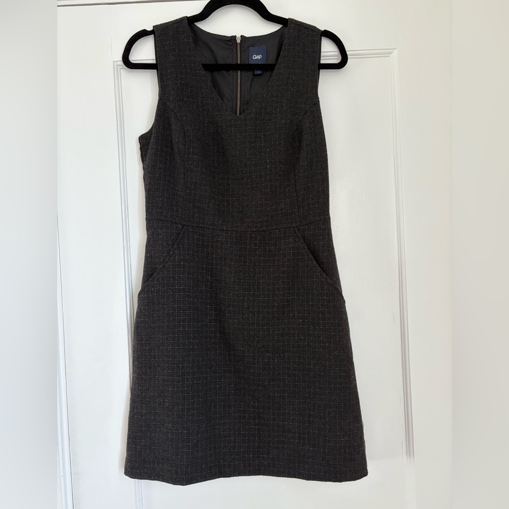 GAP Charcoal Sleeveless Dress Size 4